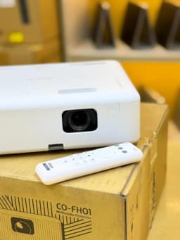 EPSON Epson EpiqVision Flex CO-W01 Projector, view 1