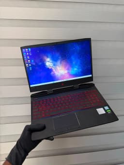 HP OMEN 15 DC1000, view 2