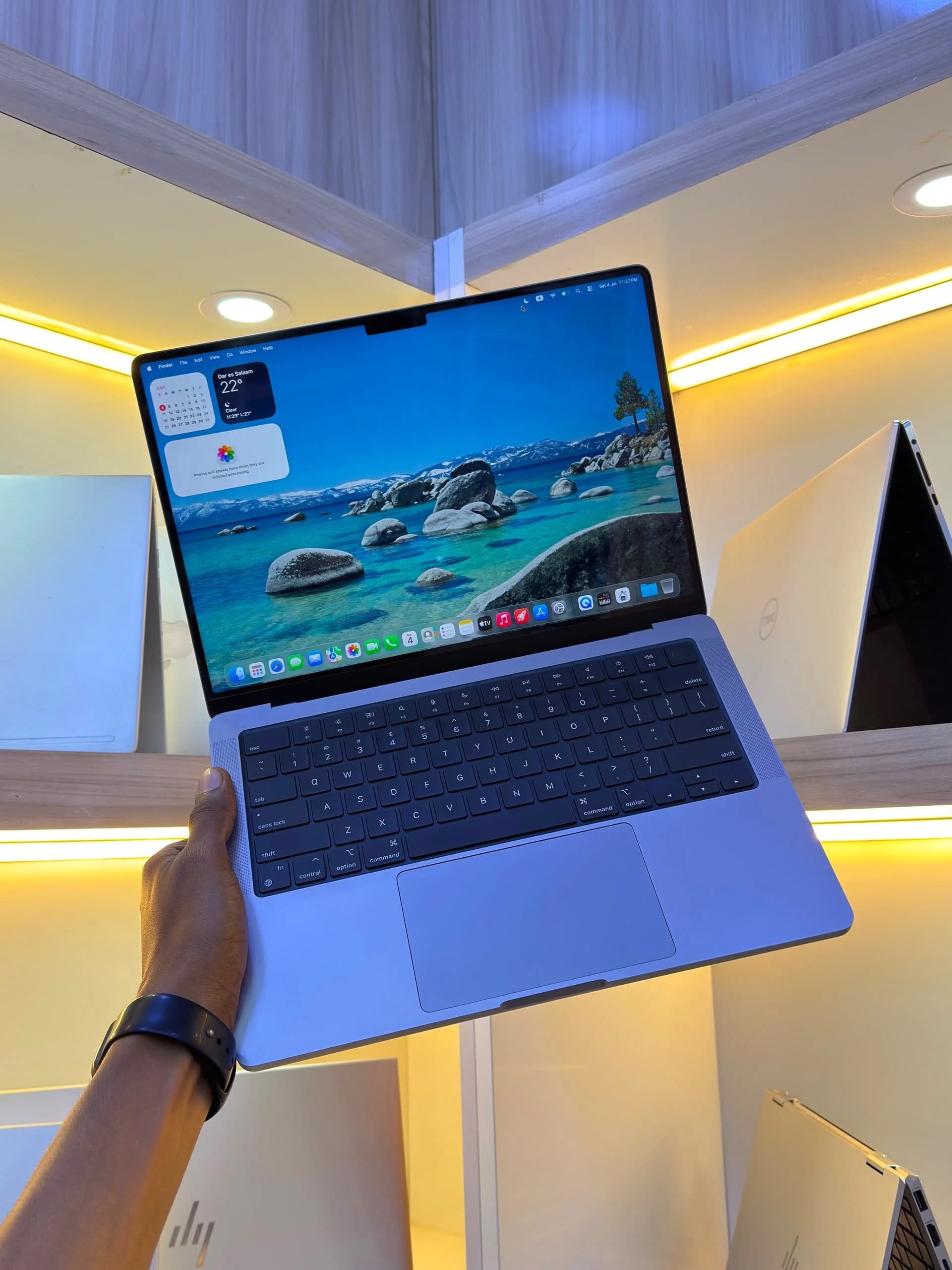 APPLE MacBook Pro M1 (2021)