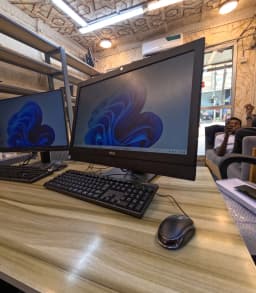 DELL OptiPlex 7450 All-in-One, view 3